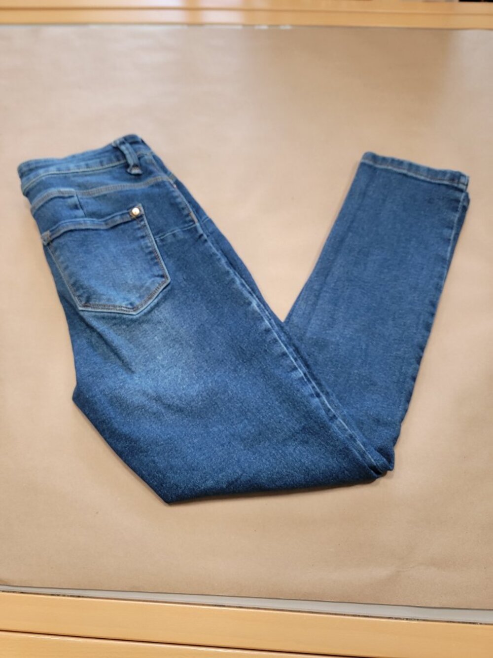 No Boundaries Size 7 Dark Wash High Rise Sculpting Skinny Crop Denim Blue Jeans - Picture 5 of 13